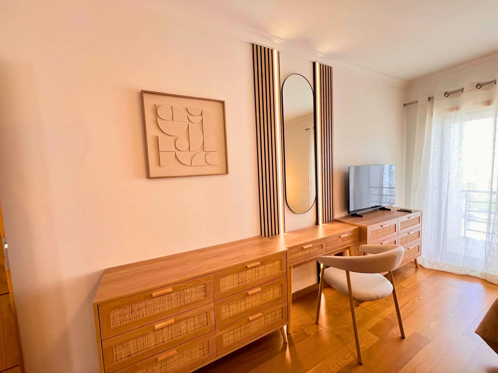 Timeless Beach IV — interior 27